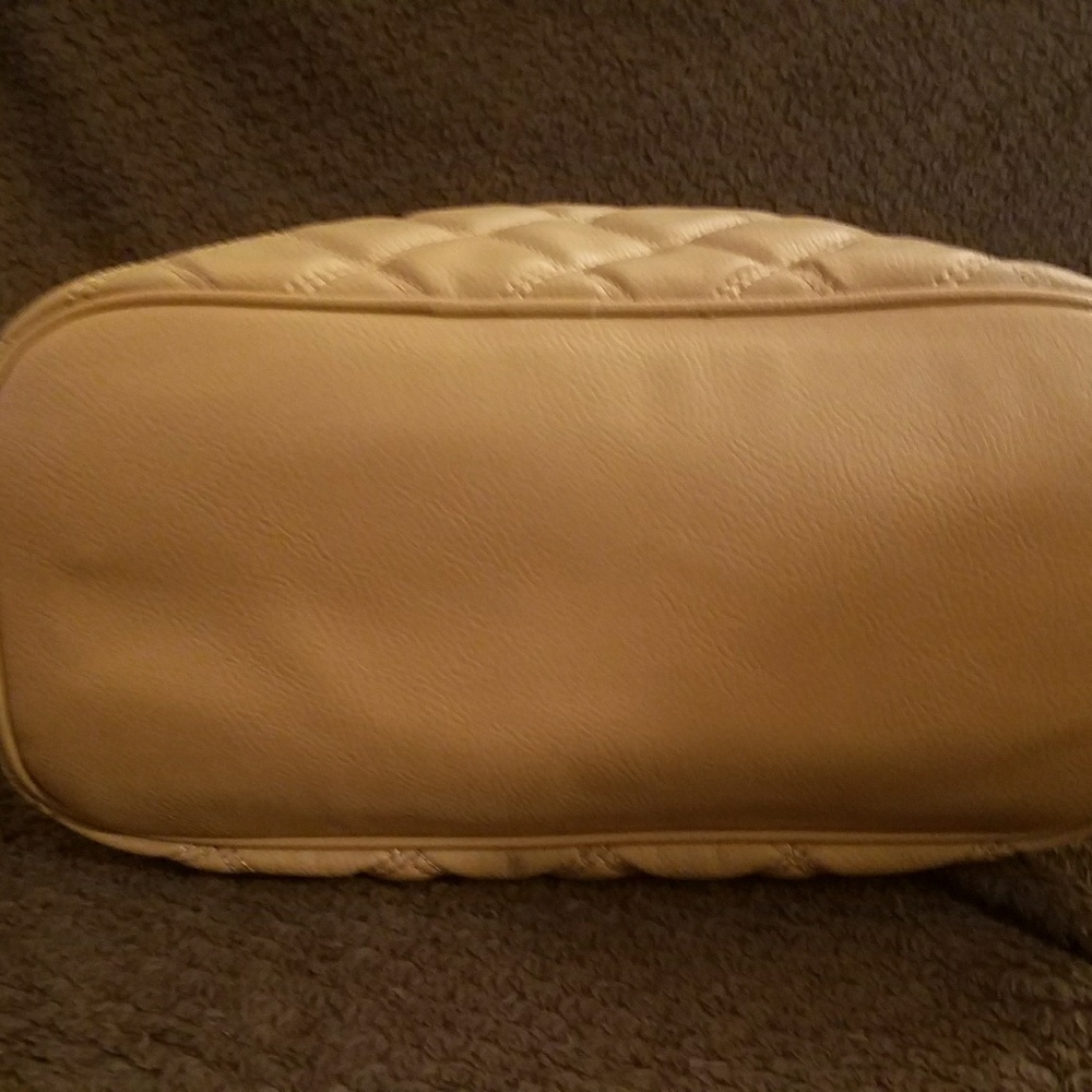 Bebe Handbag/New No Tags - Picture 4 of 6